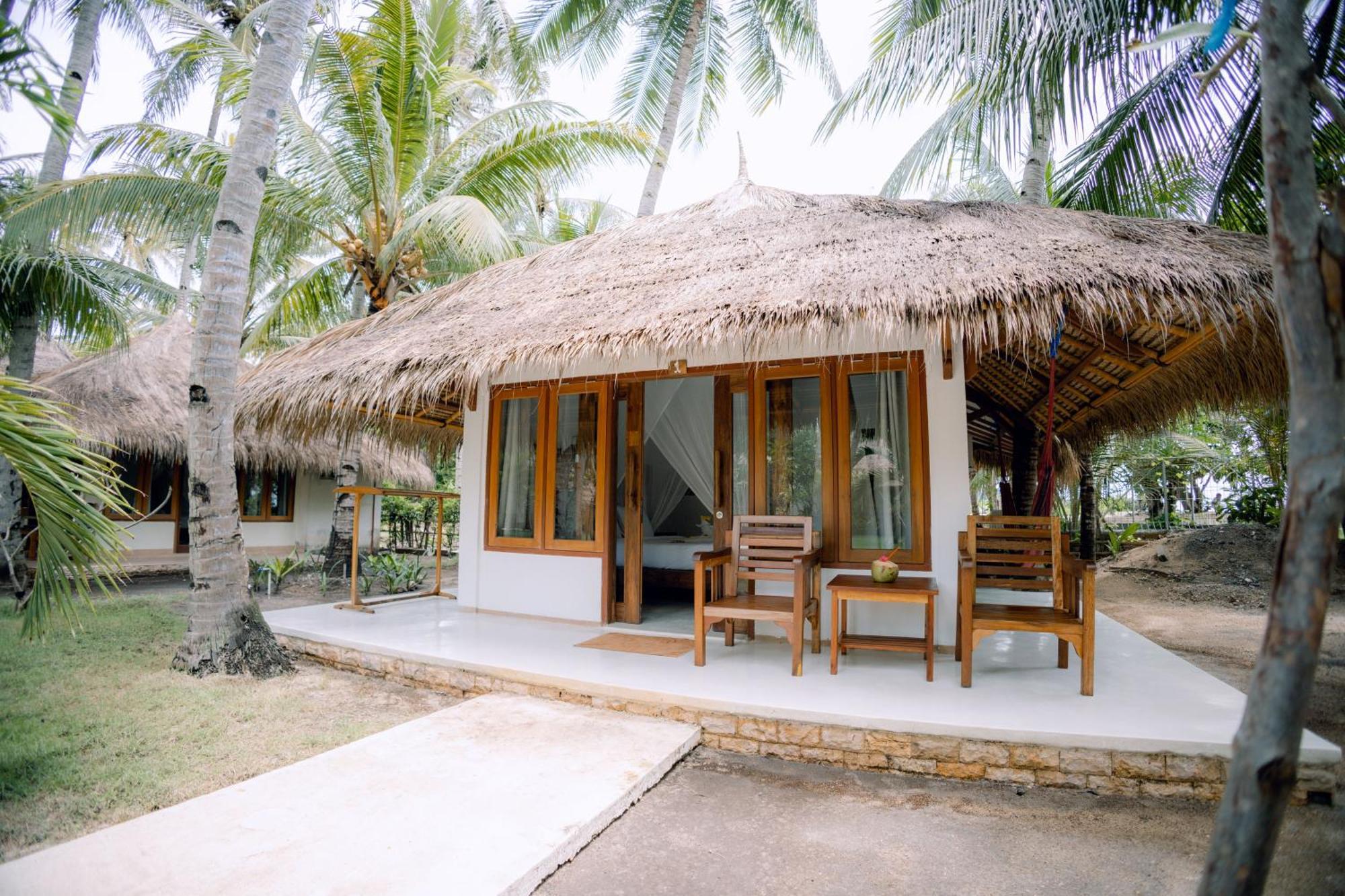 Island View Bar & Bungalow Гілі-Аїр Екстер'єр фото